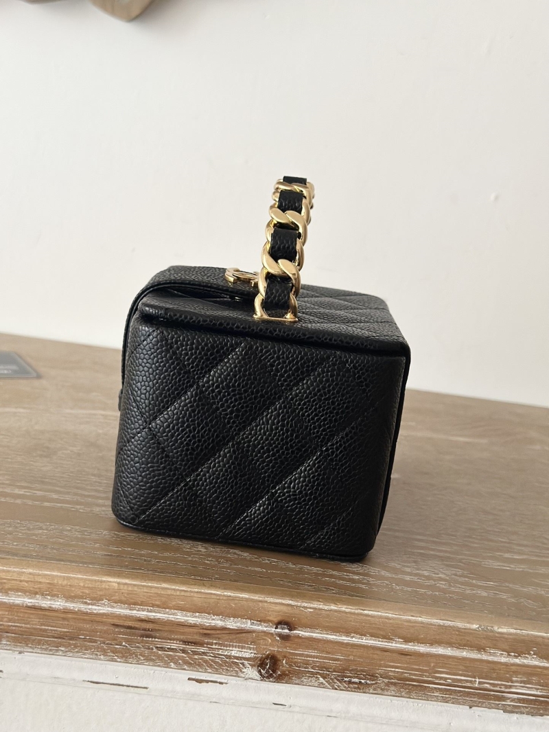 Ch**el cosmetic bags